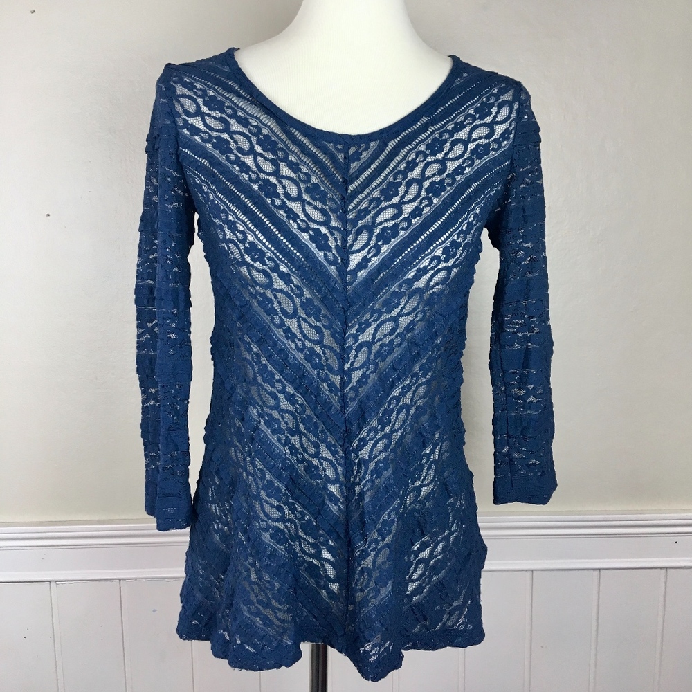 ANTHROPOLOGIE Blue Lace Blouse Size Small - Picture 1 of 8
